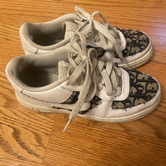 Custom Nike Air Force 1 by OneTwelves DIOR - Picture 3 of 5